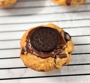 صفحه اصلی - دستور پخت خوشمزه کوکی نیویورکی نوتلا